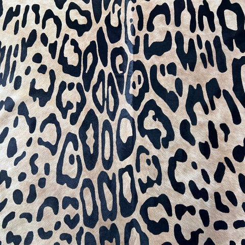 Light Jaguar Cowhide Rug Size: 7x6 feet Y-132