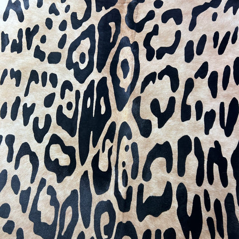 Light Jaguar Cowhide Rug Size: 7x6 feet Y-132