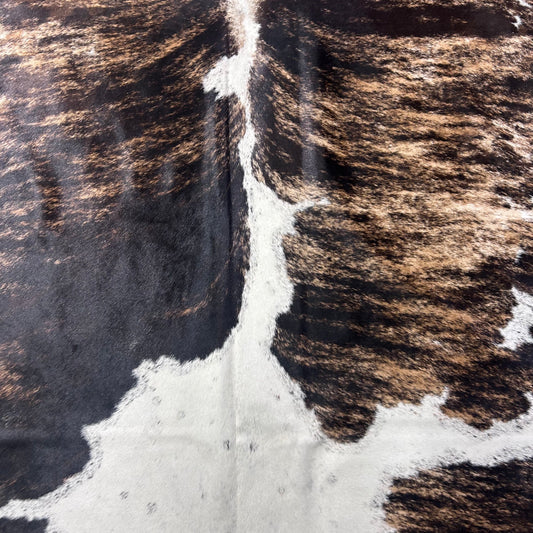 Gorgeous Huge Brazilian Brindle Cowhide Rug Size: 8x7 feet Z-123