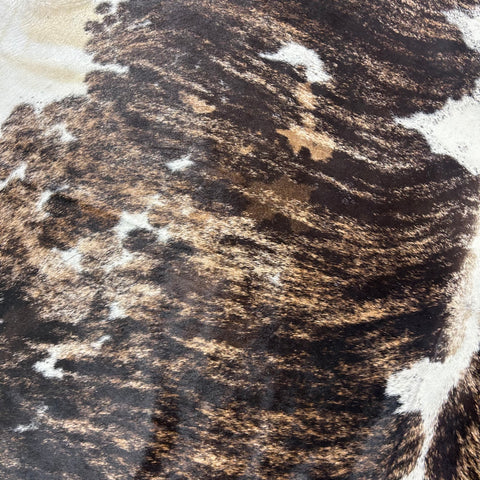 Gorgeous Huge Brazilian Brindle Cowhide Rug Size: 8x7 feet Z-123