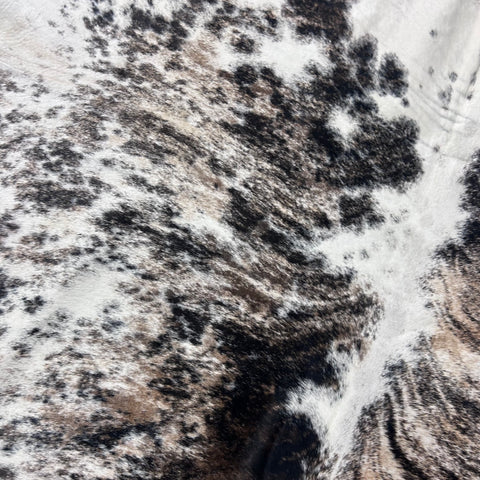 Beautiful Tricolor Brindle Cowhide Rug (beige and black tones) Size: 8x7 feet Z-125