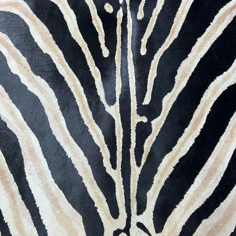 Genuine Zebra Print Cowhide Rug (some stripes are blurry) Size: 7x6 feet Z-295