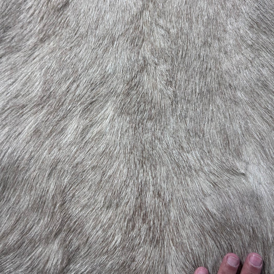 White Blesbok Skin Size: 42x34" F-016