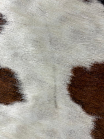 Tricolor Cowhide Rug (patch) Size: 7x6 feet D-412