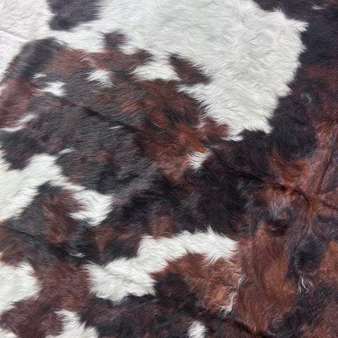 Tricolor Cowhide Rug (longish hair) Size: 7x7 feet X-012