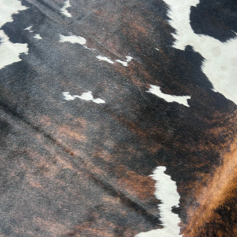 Tricolor Cowhide Rug (short hair) Size: 7.5x7 feet X-013