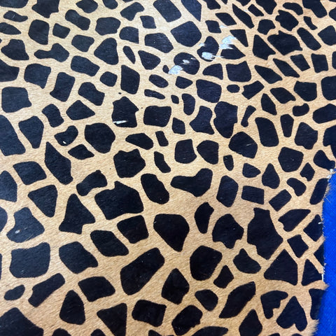 Baby Giraffe Print Cowhide Rug (some bald spots) Size: 7.5x5.5 feet Z-128