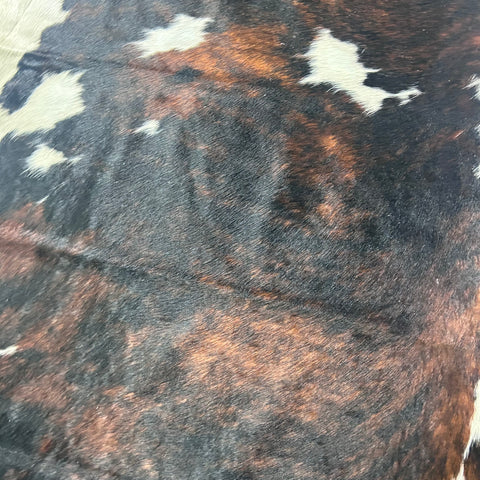 Tricolor Cowhide Rug (45 sq ft) Size: 7.5x7 feet Colombia-219