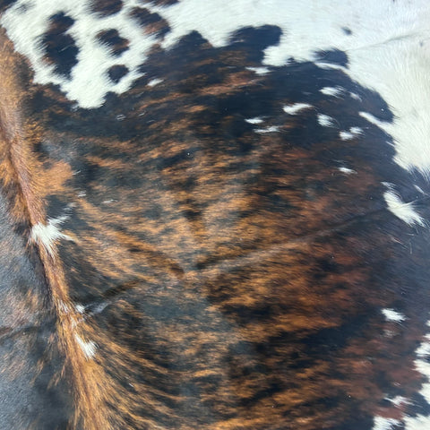 Tricolor Cowhide Rug (47 sq ft) Size: 7x6.7 feet Colombia-66