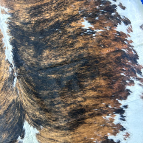 Tricolor Cowhide Rug (48 sq ft) Size: 8x7 feet Colombia-65