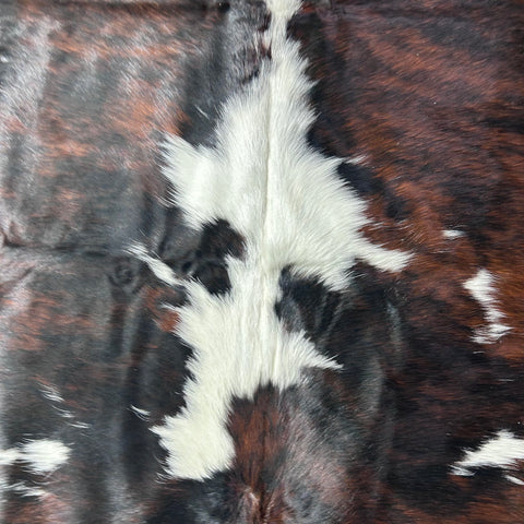 Tricolor Cowhide Rug (45 sq ft) Size: 7.5x7 feet Colombia-217