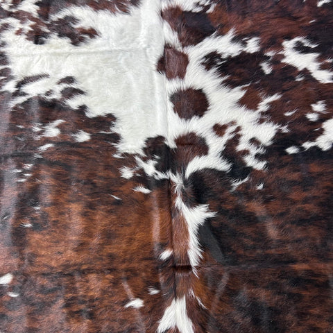 Tricolor Cowhide Rug (38 sq ft) Size: 7x6.5 feet Colombia-208