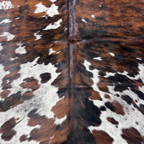 Tricolor Speckled Cowhide Rug (38 sq ft) Size: 7x6.5 feet Colombia-243