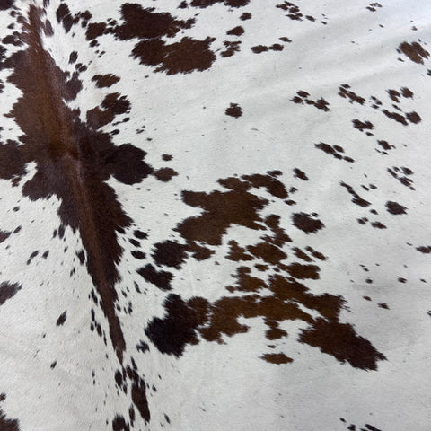 Beautiful Brown & White Speckled Cowhide Rug Size: 7x6 feet Z-301