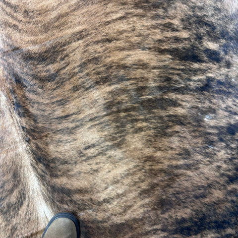 Brindle Cowhide Rug (39.5 sq ft) Size: 7x7 feet Colombia-57