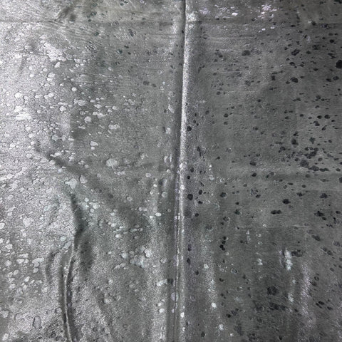 Silver Metallic Cowhide Rug Size: 7x6.5 feet Z-137