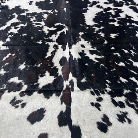 Huge Speckled Tricolor Cowhide Rug (mostly black and white 51 sq ft) Size: 8x7.5 feet Colombia-33