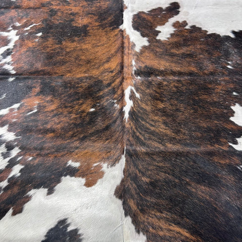 Tricolor Cowhide Rug (40 sq ft) Size: 7.2x6 feet Colombia-4