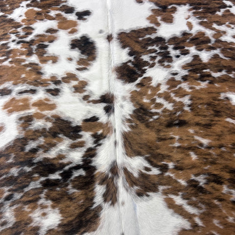 Tricolor Cowhide Rug (speckled with lighter tones/ small patch) Size: 7.5x7 feet X-024