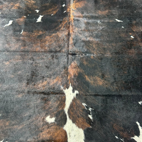 Tricolor Cowhide Rug (43.75 sq ft) Size: 8x7 feet Colombia-228