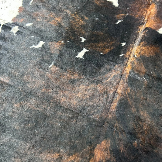Tricolor Cowhide Rug (43.75 sq ft) Size: 8x7 feet Colombia-228