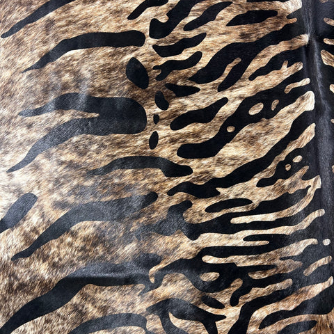 Siberian Tiger Cowhide Rug Size: 8x7 feet D-499