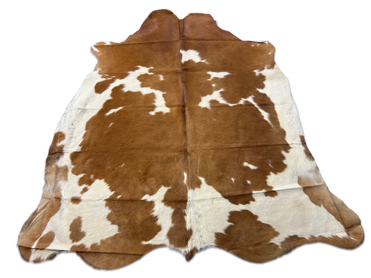 Brown & White Cowhide Rug Size: 6x6 feet M-1684