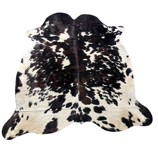 Tricolor Cowhide Rug (40 sq ft) Size: 7x6.7 feet X-007