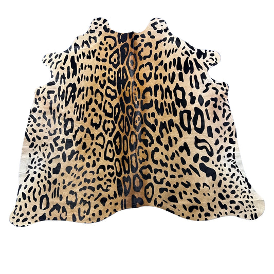 Blurry Jaguar Cowhide Rug (1 stitch) Size: 6.7x6.5 feet Y-200