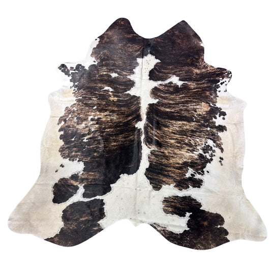 Gorgeous Huge Brazilian Brindle Cowhide Rug Size: 8x7 feet Z-123