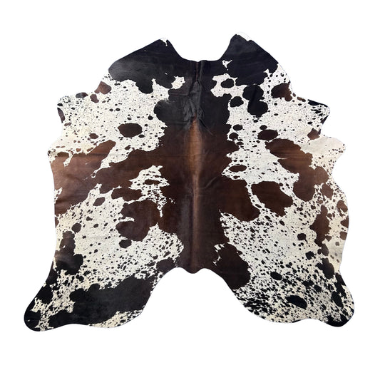 Gorgeous Brown & White Reddish Speckled Cowhide Rug Size: 7x6 feet Z-300