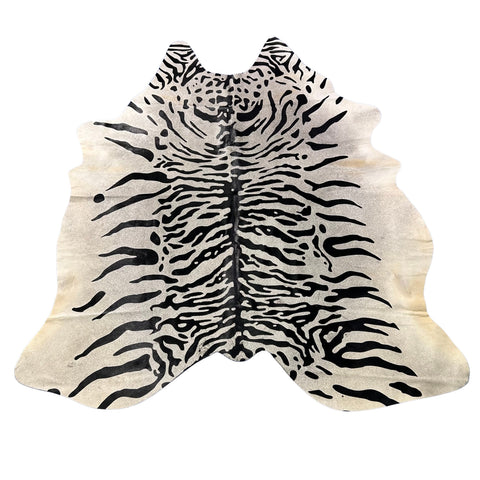 Grey Java Tiger Cowhide Rug (fire brand) Size: 7x6.7 feet Z-384