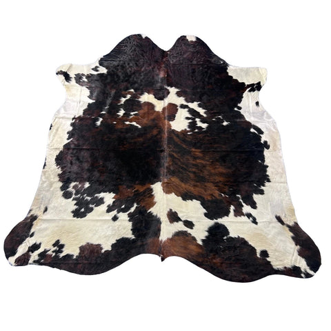 Tricolor Cowhide Rug (47.75 sq ft) Size: 8x7.5 feet Colombia-429