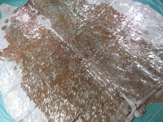 Gorgeous Hereford Cowhide Rug with Rose Gold Metallic Size: 8x7 feet C-1454