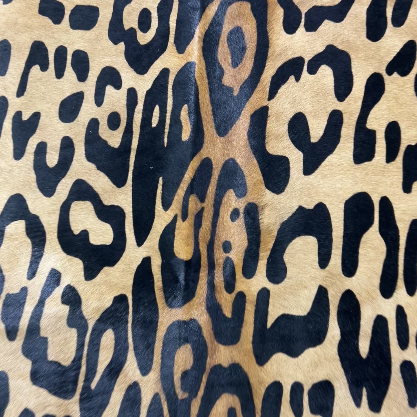 Blurry Jaguar Cowhide Rug Size: 7.2x6 feet Y-202