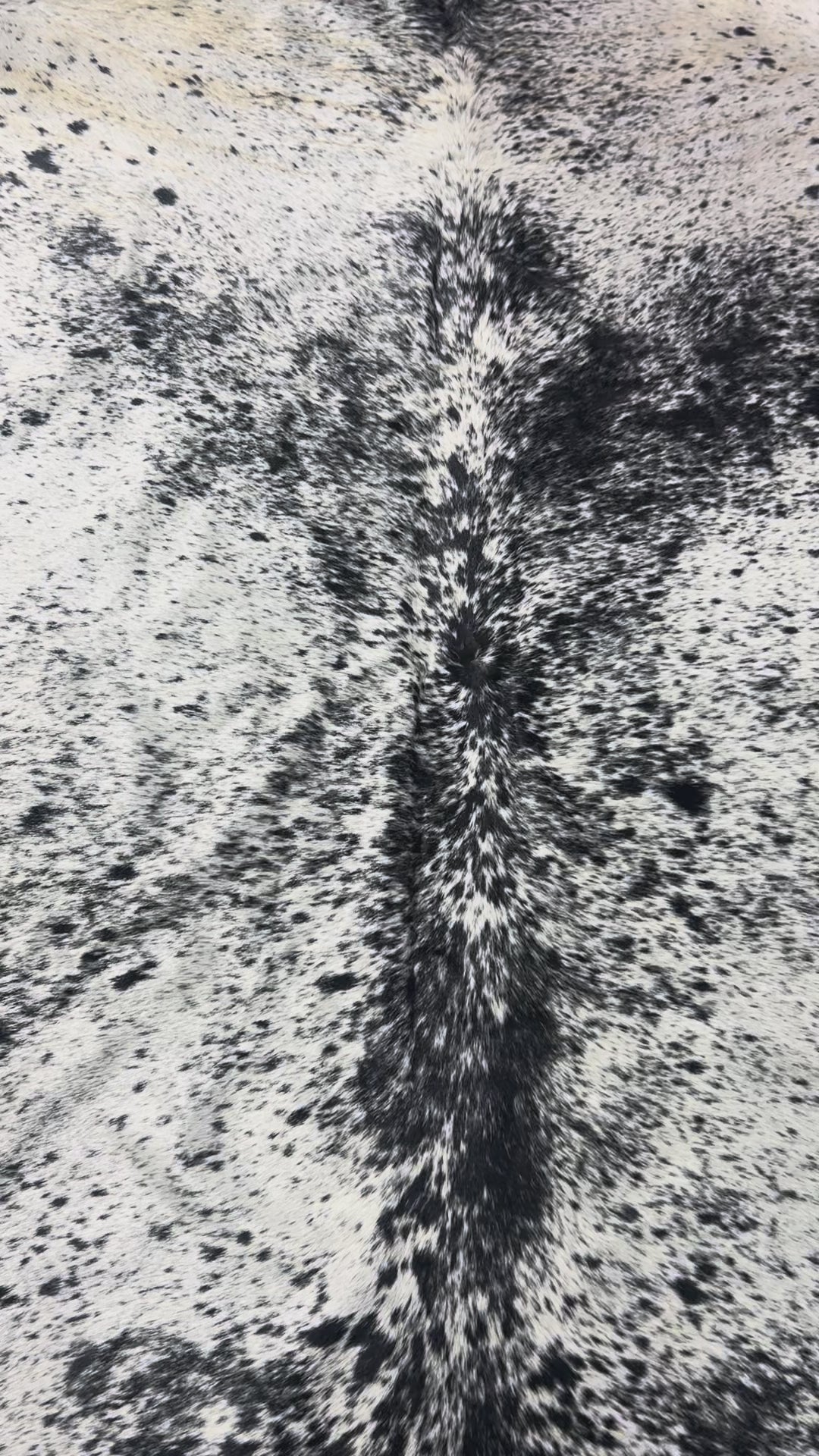 Salt & Pepper Black and White Cowhide Rug Size: 8x7.2 feet Z-273