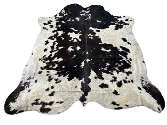 Speckled Tricolor Cowhide Rug (almost black but is tricolor) 7.5x7.5 feet D-008