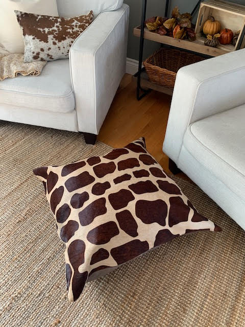 Giraffe Print Cowhide Pillow Cover Size: Oversized 28.5" X 28.5"
