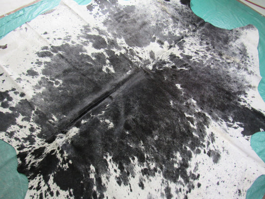 Speckled Cowhide Rug Size: 8' X 6 3/4' Black/White Cowhide Rug B-091
