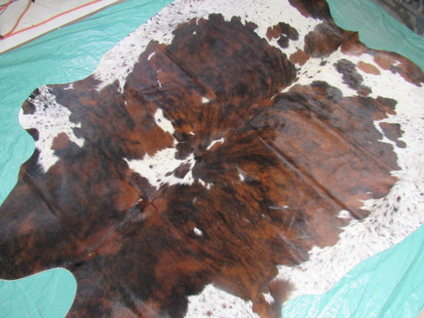 Tricolor Cowhide Rug (Absolutely gorgeous) Size: 8x7 feet M-1231