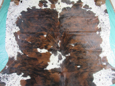 Tricolor Cowhide Rug (Absolutely gorgeous) Size: 8x7 feet M-1231