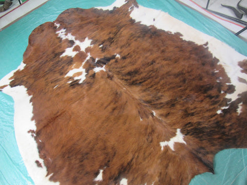 Beautiful Tricolor Cowhide Rug (mainly brown tones) Size: 7x6.5 feet M-1243