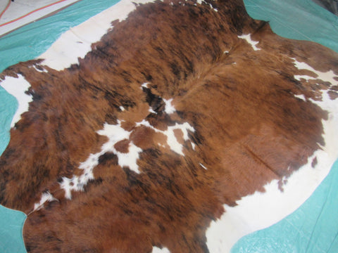 Beautiful Tricolor Cowhide Rug (mainly brown tones) Size: 7x6.5 feet M-1243