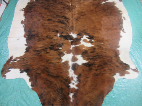 Beautiful Tricolor Cowhide Rug (mainly brown tones) Size: 7x6.5 feet M-1243