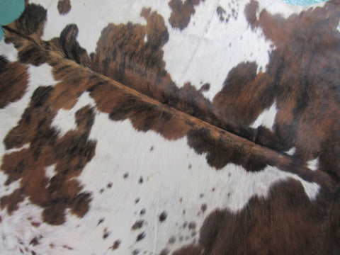 Tricolor Cowhide Rug (1 stitch) Size: 5.2x4.5 feet M-1249
