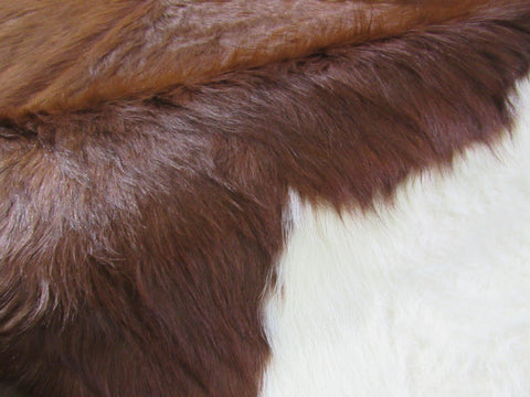 Hereford Cowhide Rug (Longish Hair/ Veggie Tanned) Size: 6.5x6.5 feet B-138