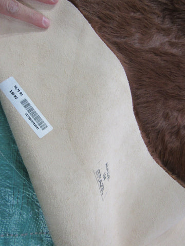 Hereford Cowhide Rug (Longish Hair/ Veggie Tanned) Size: 6.5x6.5 feet B-138