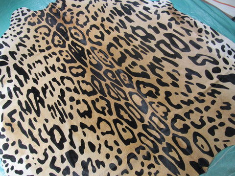 Jaguar Print Cowhide Rug (has a small patch) Size: 7x6 feet C-1662