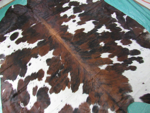 Speckled Tricolor Cowhide Rug - Size: 8x6.5 feet M-1352