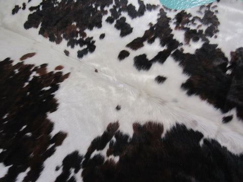 Tricolor Cowhide Rug (long and narrow) Size: 6 3/4x5 feet B-193